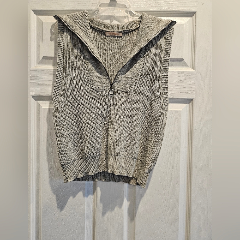 Olivaceous Women's Ribbed Knit Sleeveless Vest in Light Gray